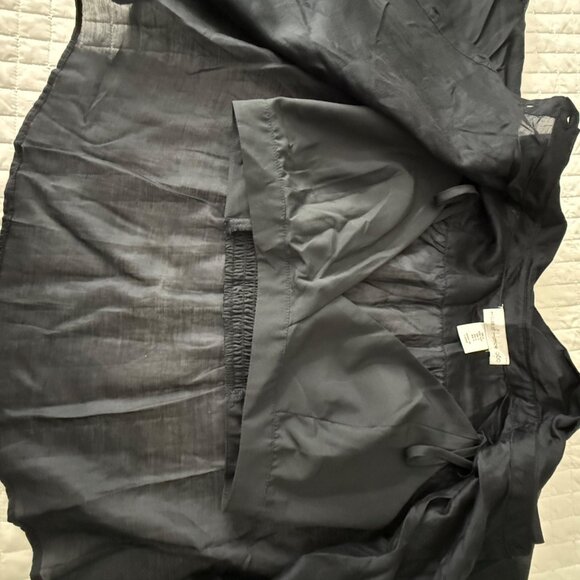 House Of Harlow 1960 Black 3-Piece Set W/ Button Detail & Elastic Waist Fit - Picture 9 of 16